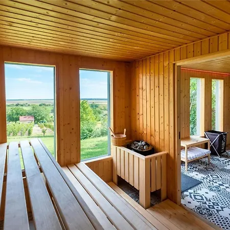 Gasthof Borarium Vendeghazak - Zenit Haz 3*