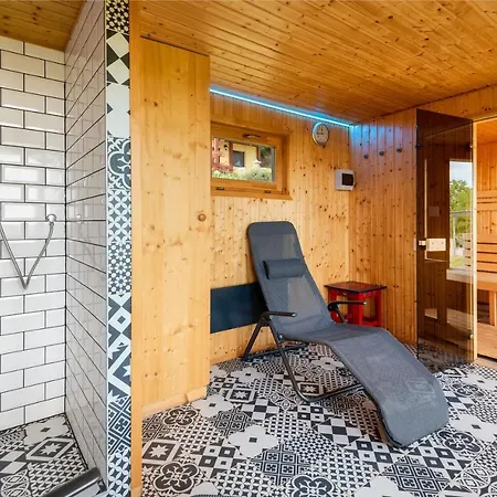 Gasthof Borarium Vendeghazak - Zenit Haz