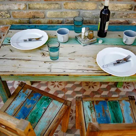 Gasthof Borarium Vendeghazak - Zenit Haz